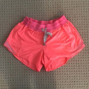 Lulu lemon hotty hot short long size 8
